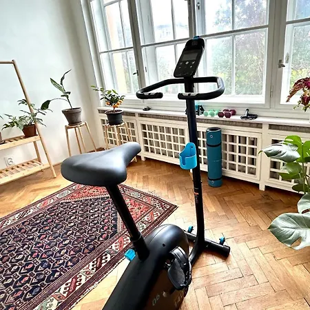 Large Garden Business-leisure-sports