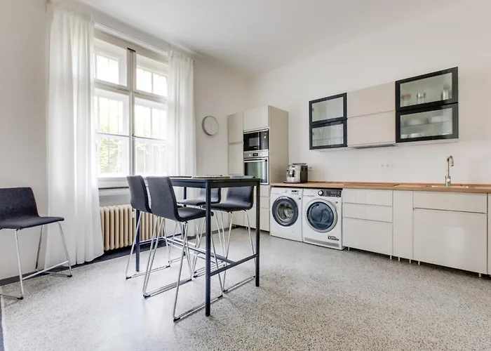 Large Garden Business-leisure-sports Apartmán Praha