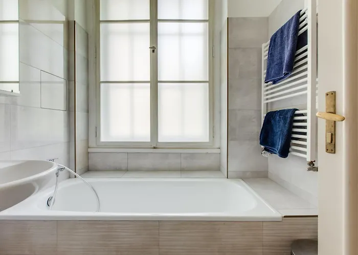 Large Garden Business-leisure-sports Apartmán Praha