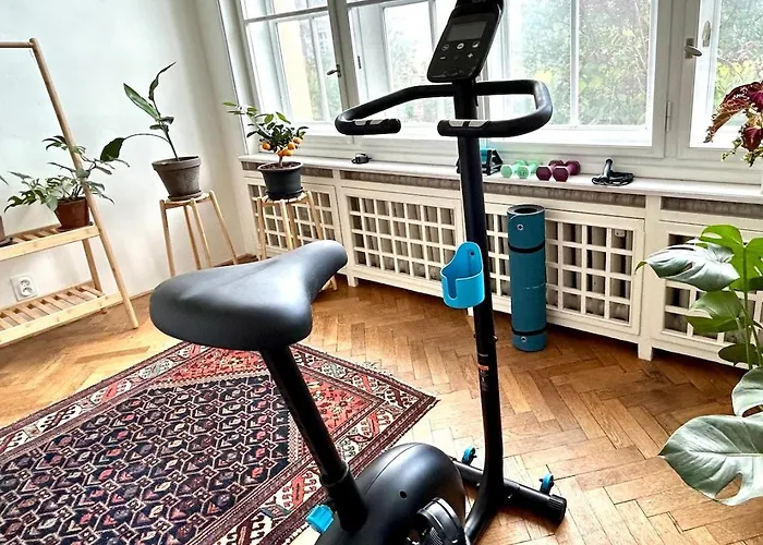 Large Garden Business-leisure-sports